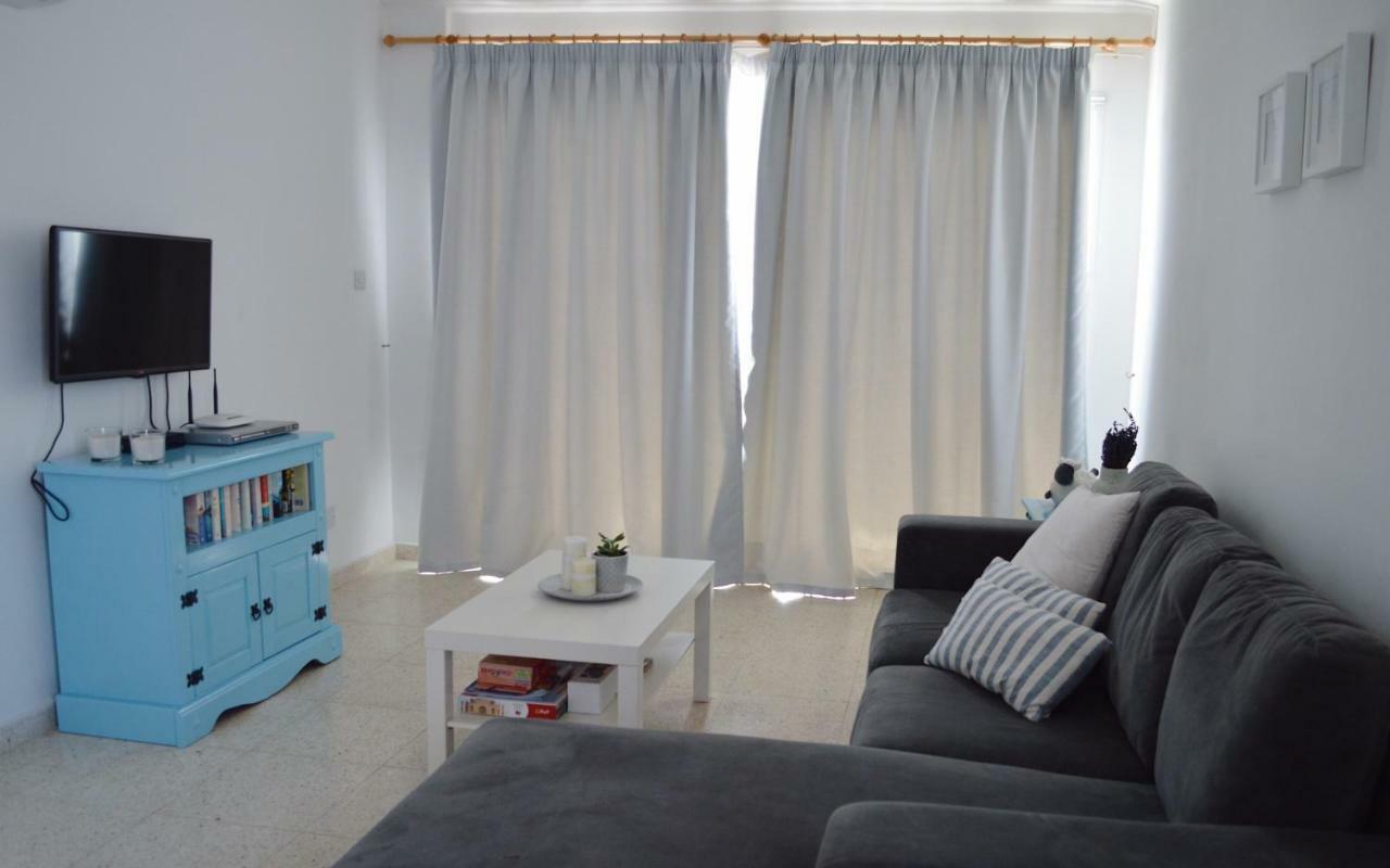 Paradise Gardens 1 Apartment